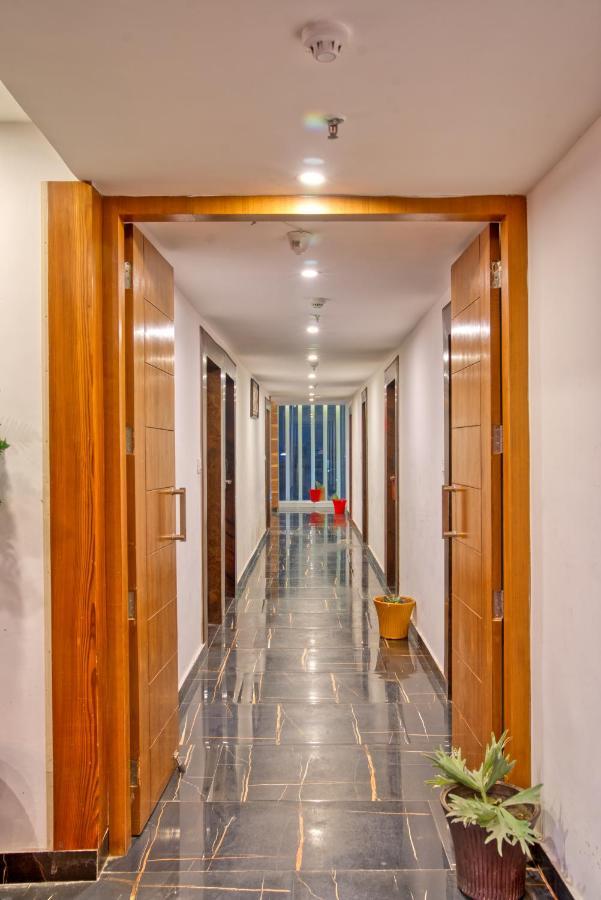 德拉敦 Height View Residency酒店 外观 照片